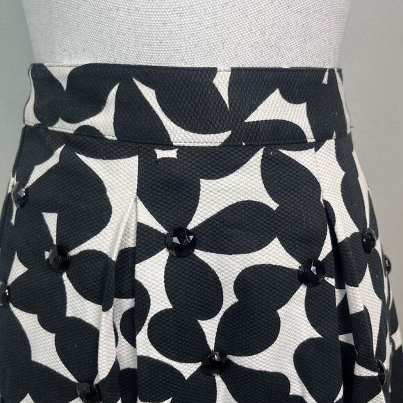 INC International Concepts Skirt size 2 Black White Floral Knee Pleated Jewels - Picture 3 of 8